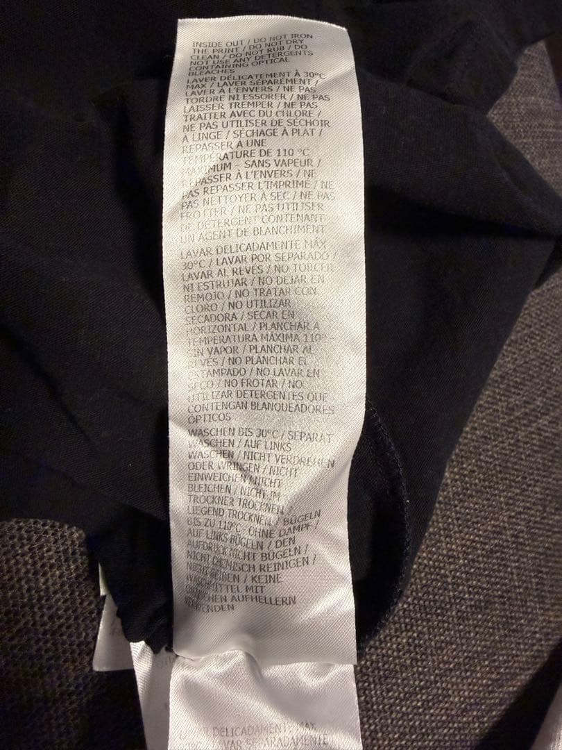 GUCCI グッチ 黒 ロゴTシャツ 正規品 使用感あり