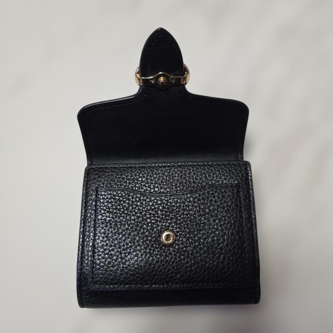 COACHブラックレザー二つ折り財布