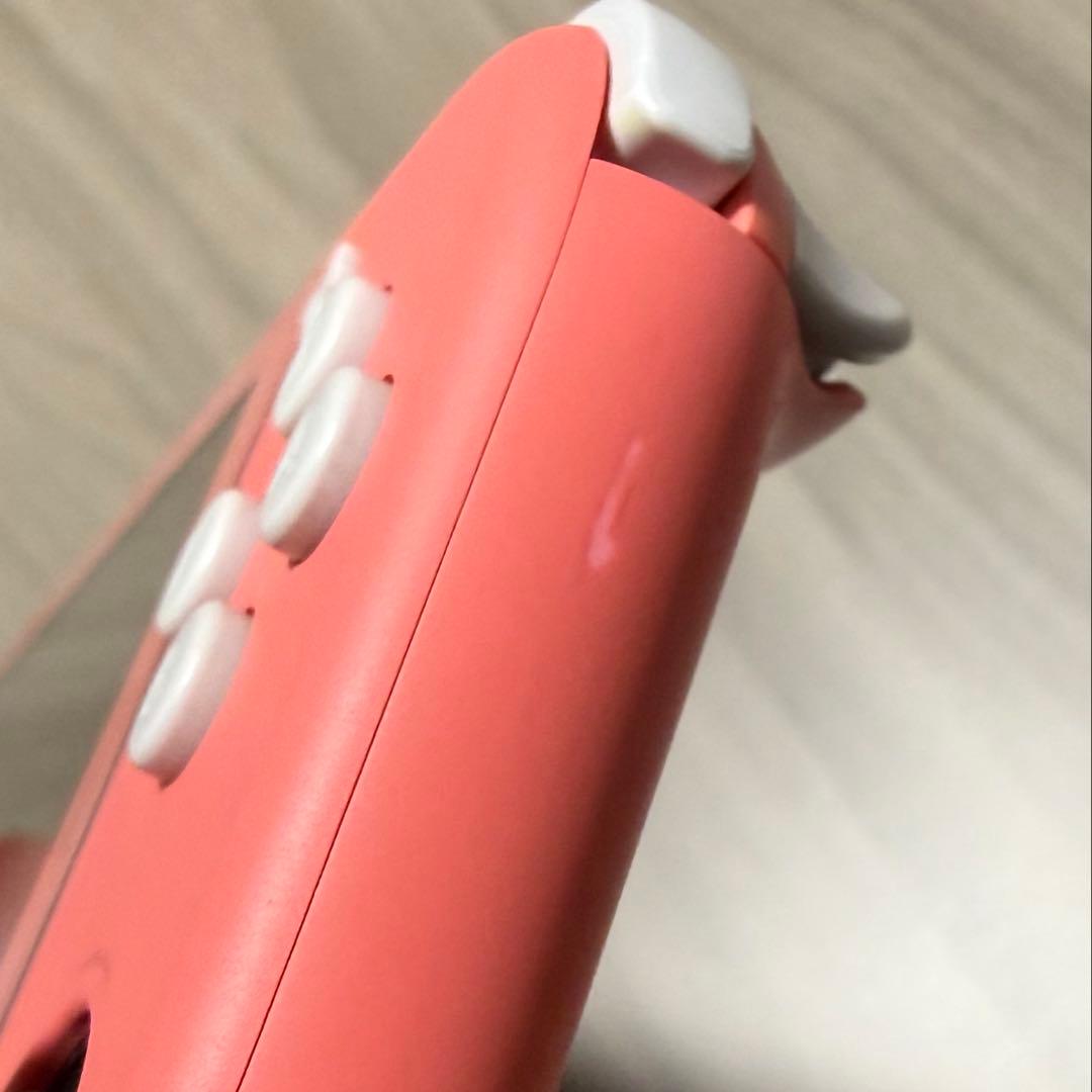 Nintendo Switch lite コーラルピンク