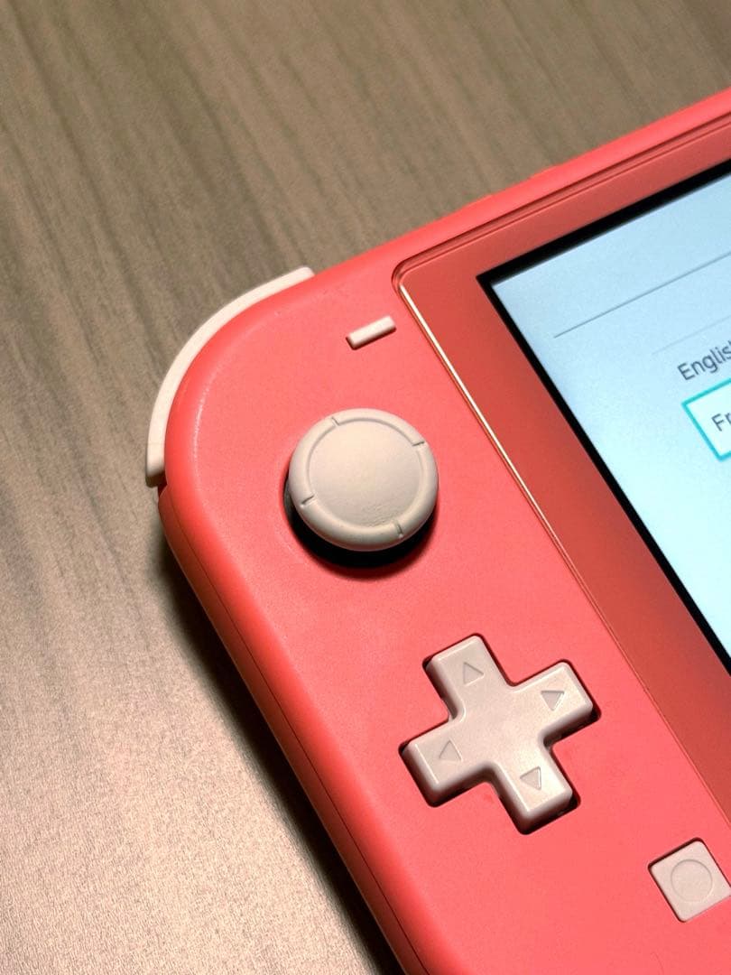 Nintendo Switch lite コーラルピンク