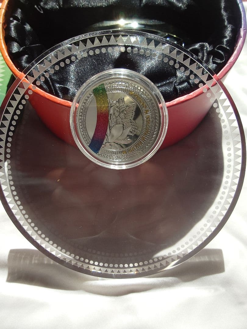ニウエ　1ドル銀貨