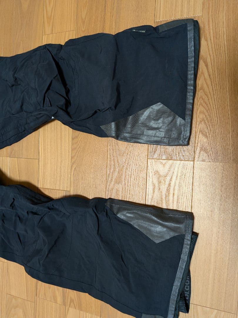 VOLCOM ボルコム　ビブパンツ　Gore-Tex