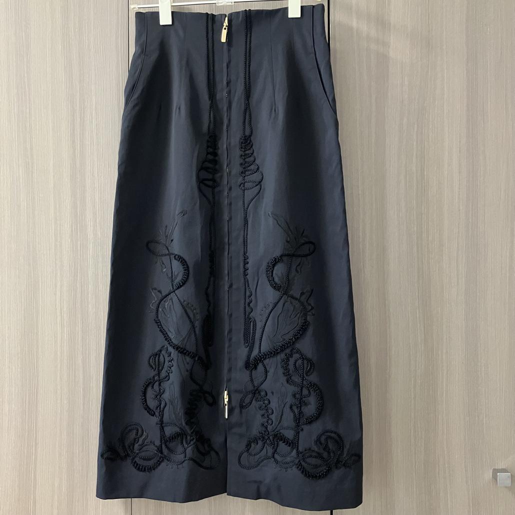 【MURRAL】Cucurbita embroidered skirt　黒