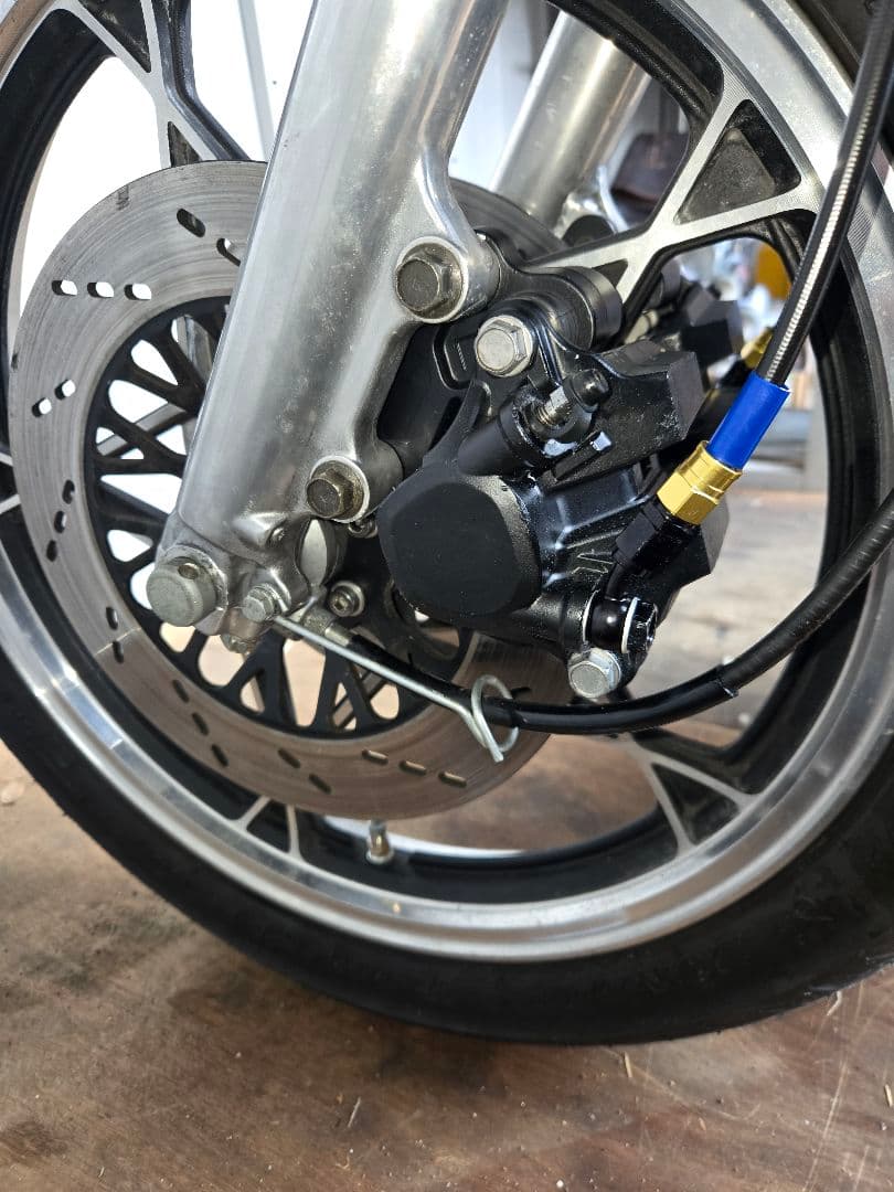 GS400 キャリパーセット　ダブル　72ミリ　純正