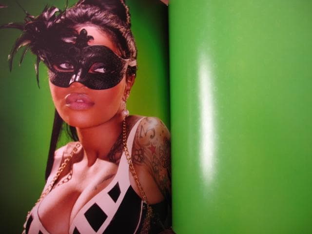 Howard Huang’s Urban Girls