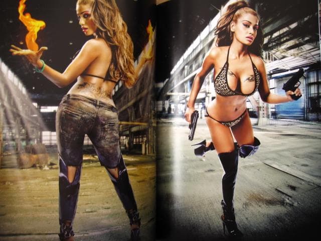 Howard Huang’s Urban Girls