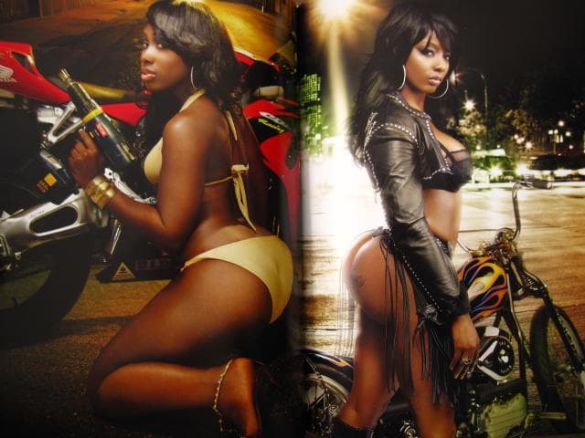 Howard Huang’s Urban Girls