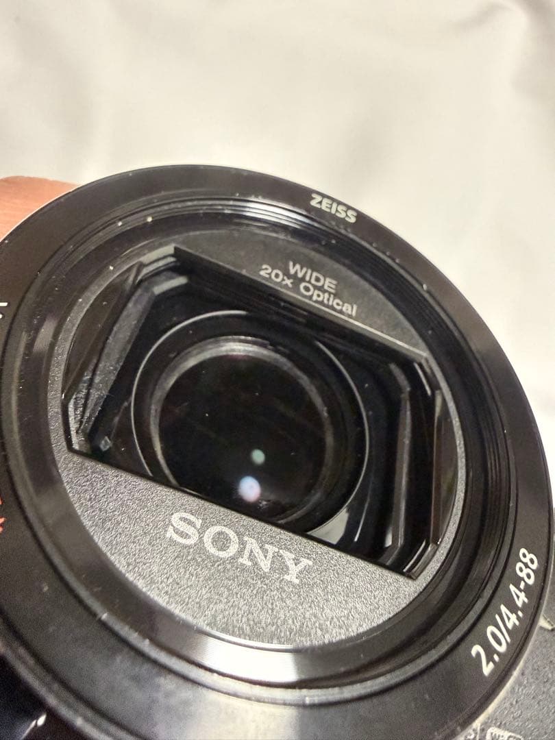 た*ん様 2024年製　SONY 4K ビデオカメラ FDR-AX45A 本体