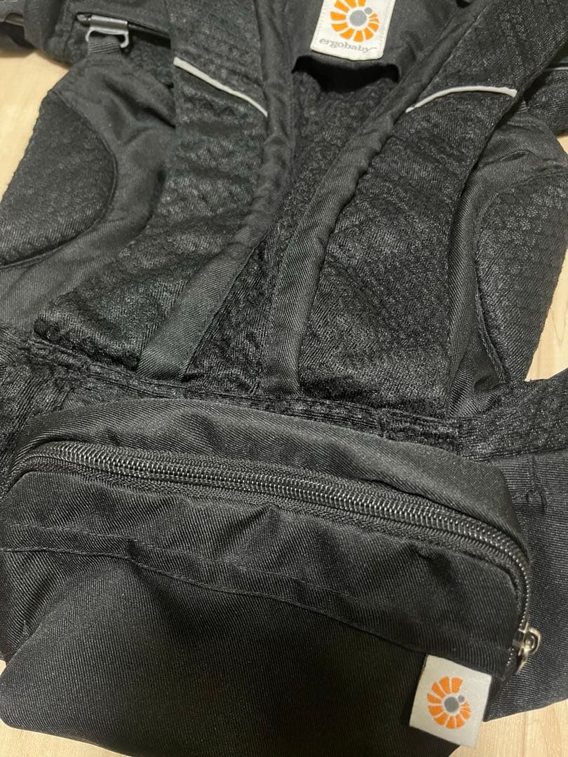 エルゴ ergobaby 抱っこ紐 オムニブリーズ ブラック ポーチ付き