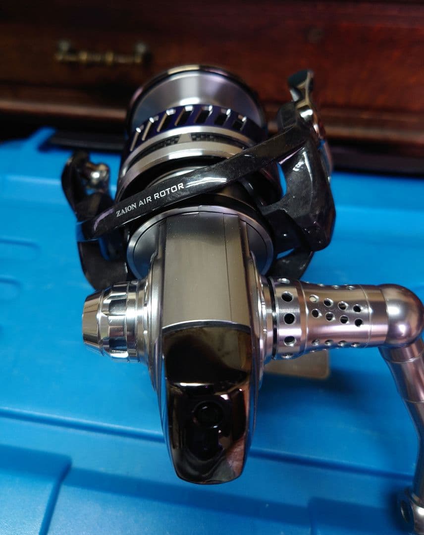 DAIWA 10ソルティガ4500h ２台 somハンドル スペアスプール