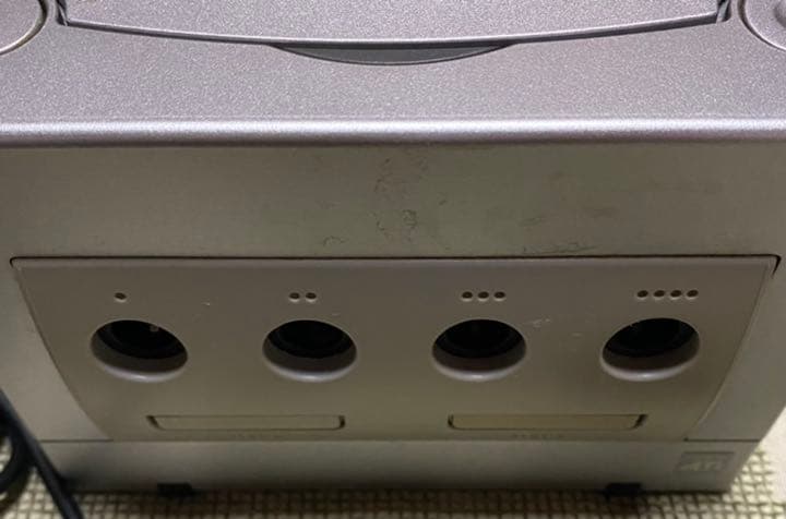 ゲームキューブ 本体　コントローラー　ケーブル類付属
