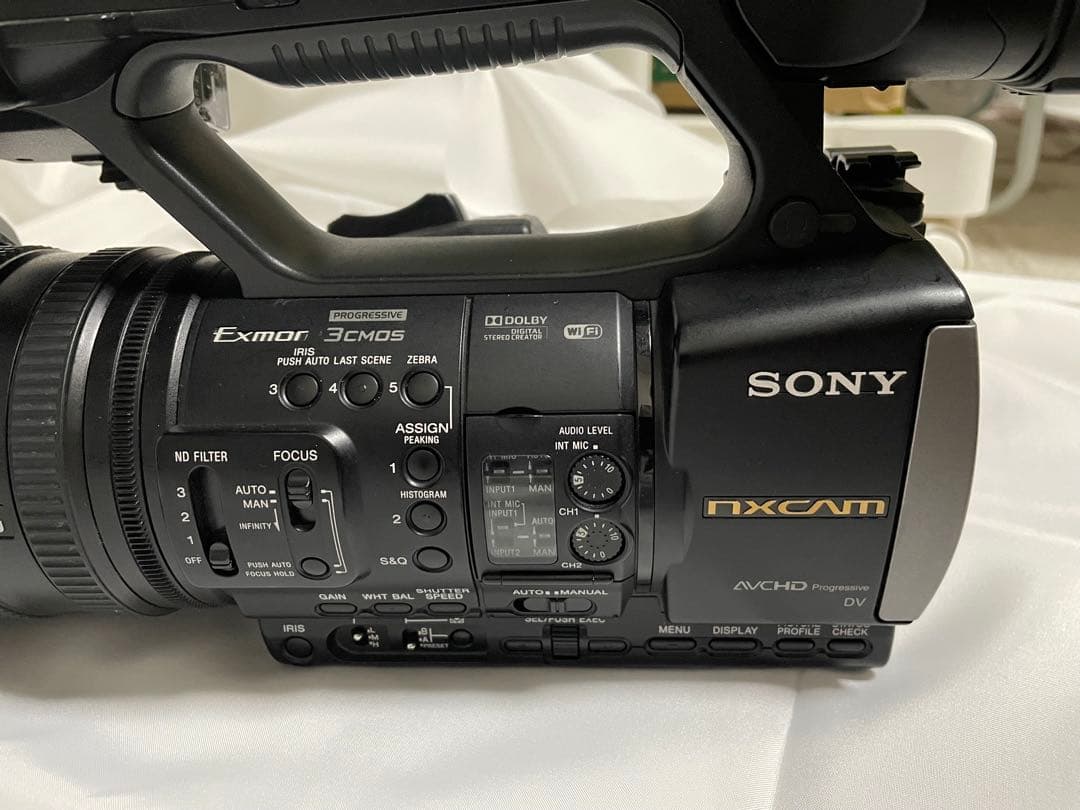 ビデオカメラ SONY HXR-NX3