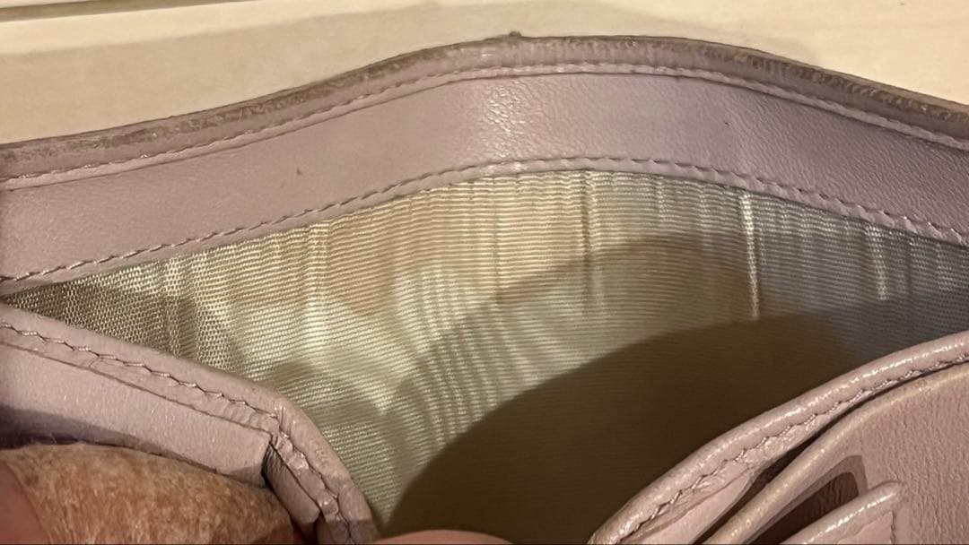 miumiu マテラッセ 2つ折り財布 ピンク ビジュー