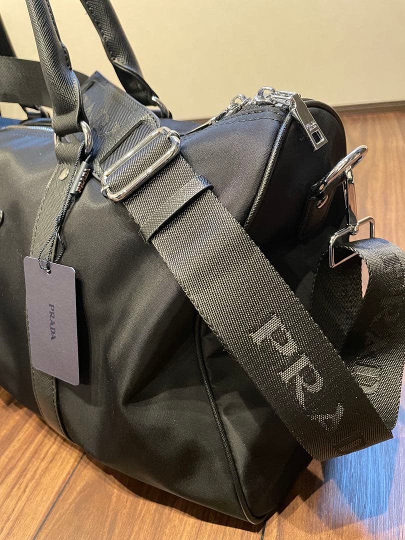 新品同様品 PRADA ブラック ボストンバッグ