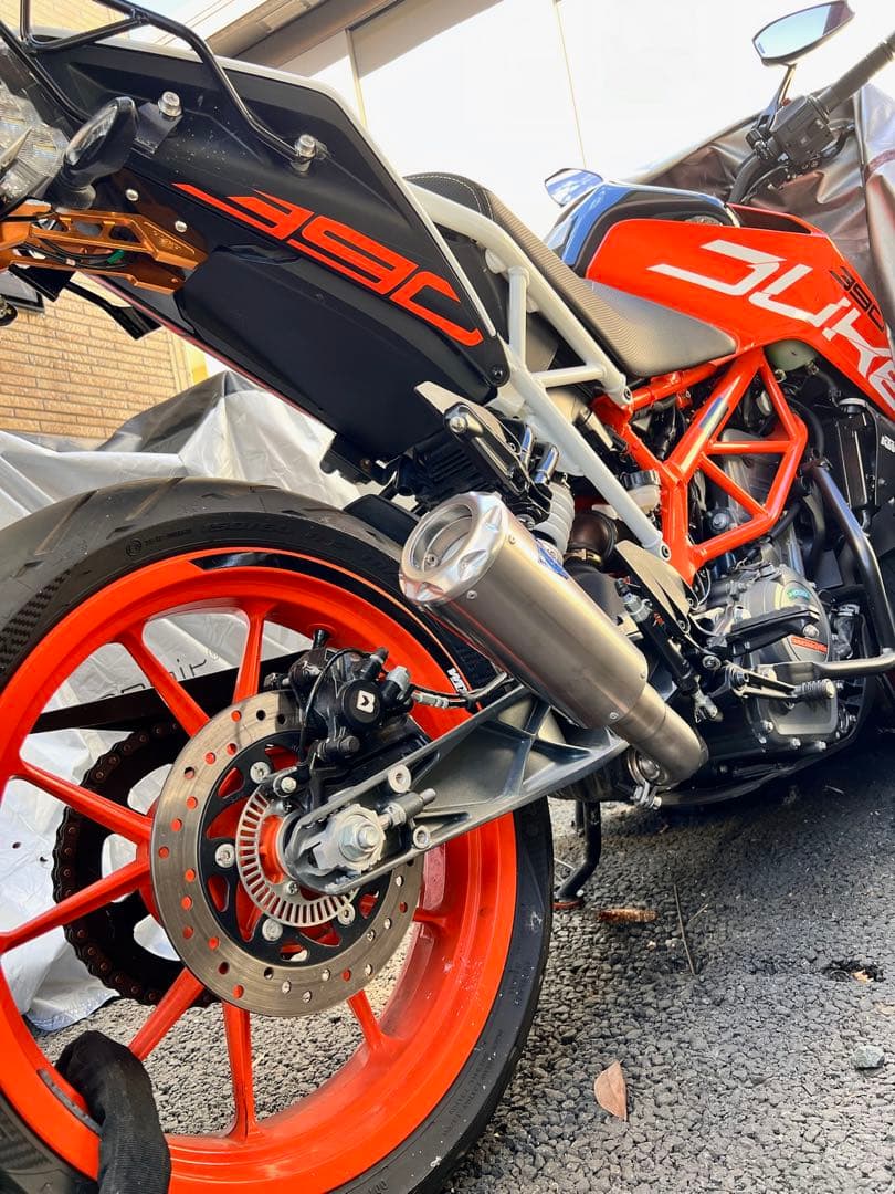 TSR製390duke スリップオンマフラー 1800S-KTM-41SV0