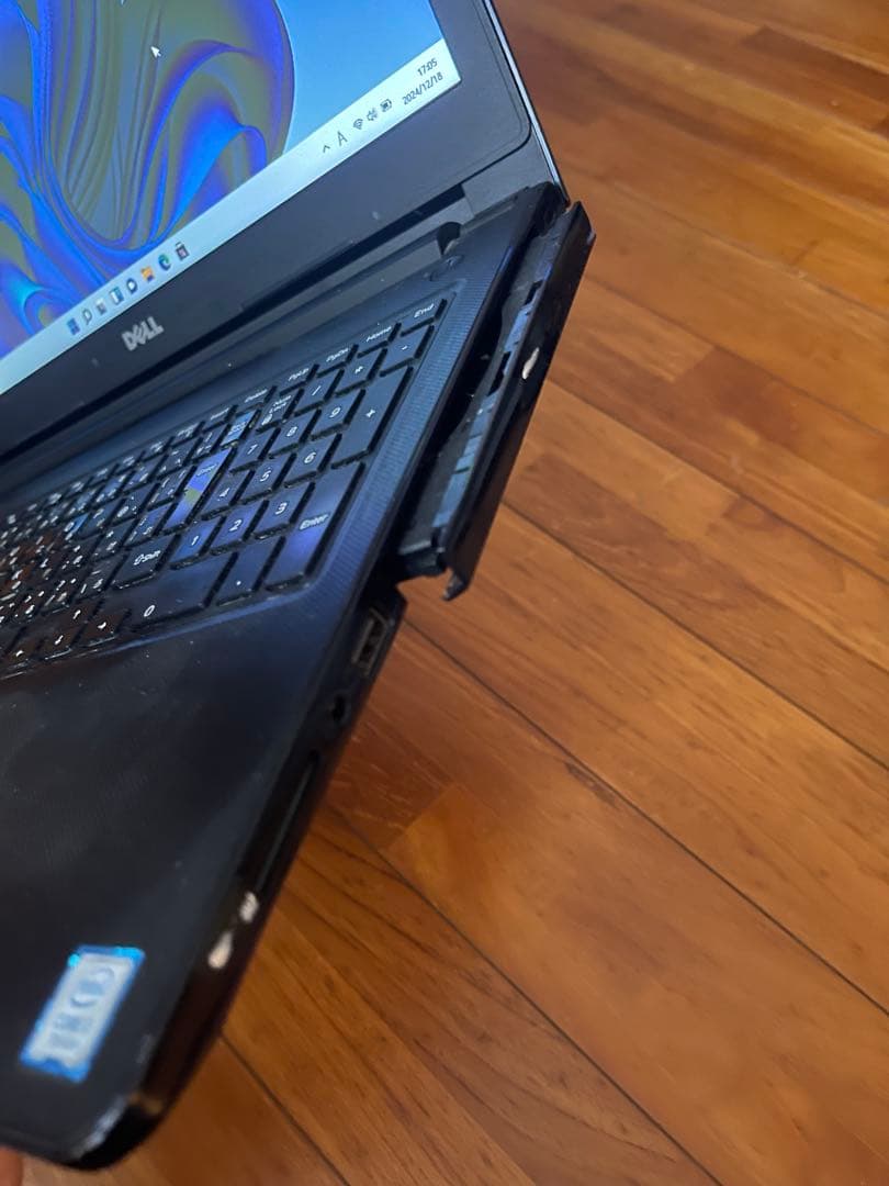 Dell Vostro 15 ノートPC 本体