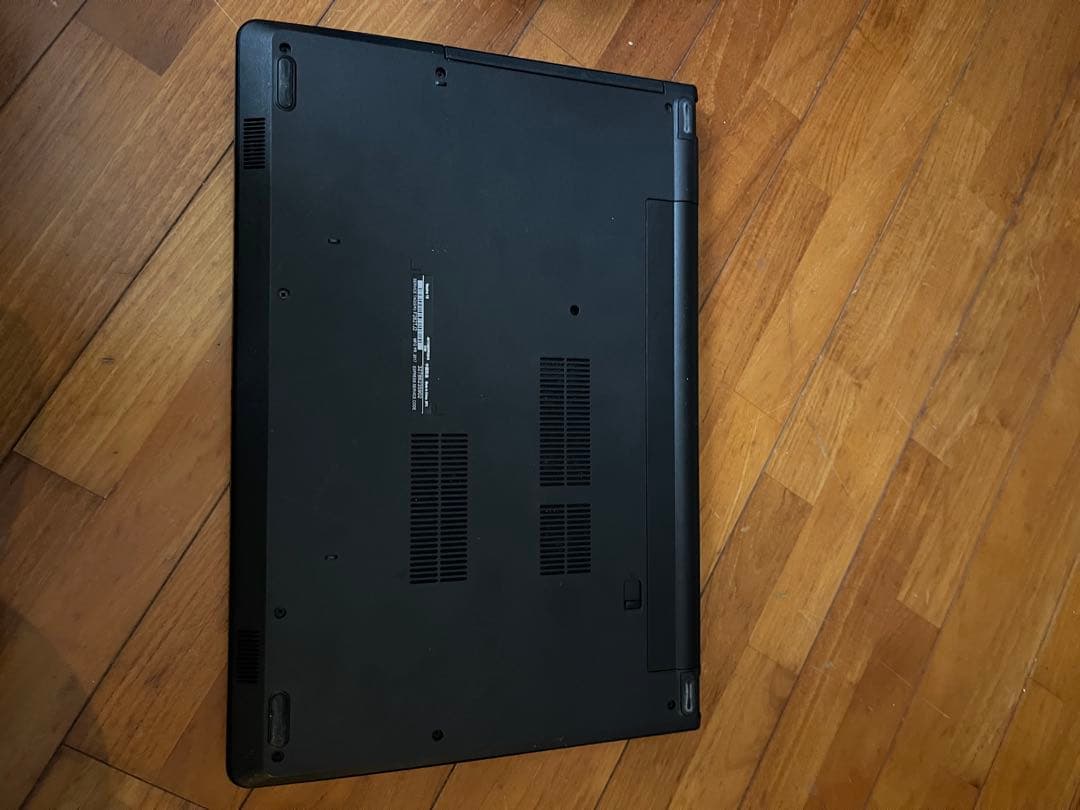 Dell Vostro 15 ノートPC 本体