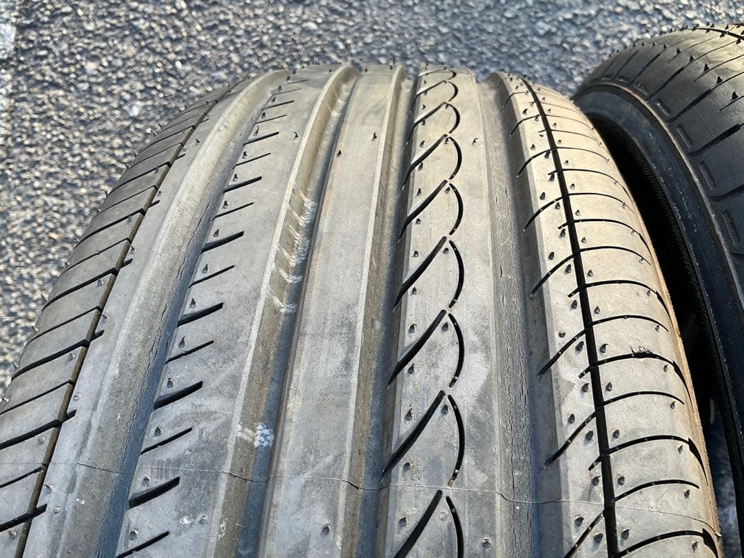 【送料無料】ヨコハマ　アドバンdBデシベル　205/60R16 新古タイヤ4本