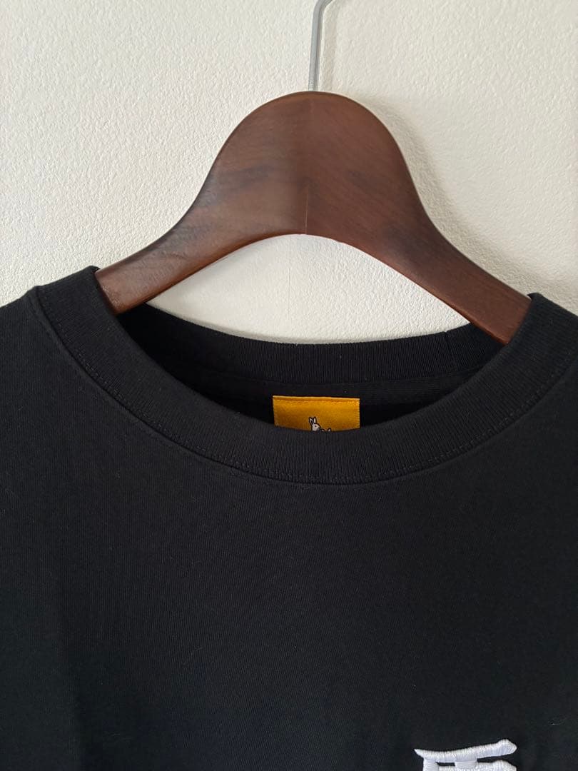 【美品　XL】 FR2 Tシャツ ビッグプリント　ビッグロゴ　兎刺繍ブラック黒