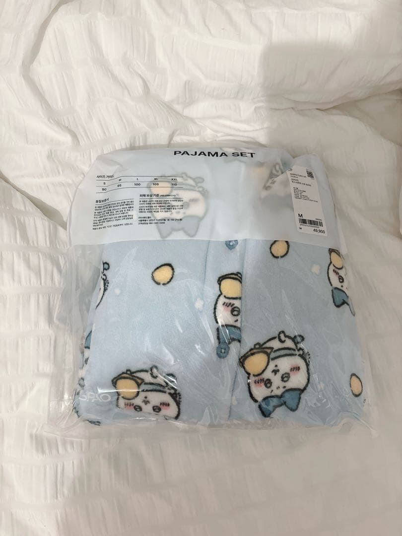 ハチワレ パジャマ