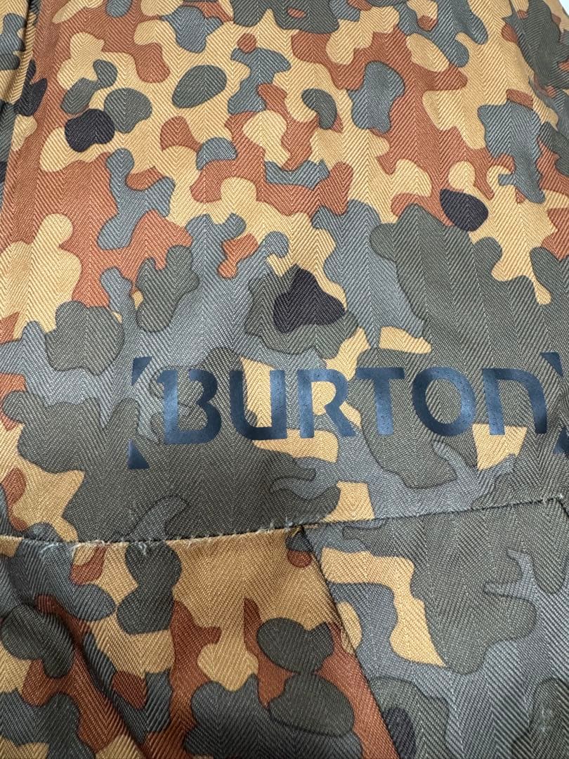 BURTON 迷彩柄 スノーボードウェア S