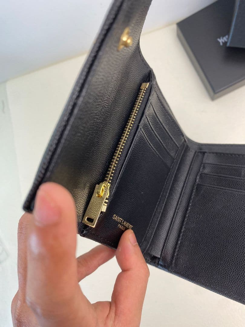 YSL ブラック 三つ折り財布