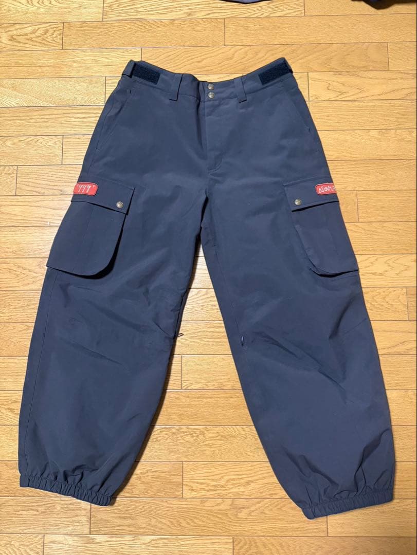 【再値下げ】sizeＭ　國母 和宏 NOMADIK 777ダークグレイ25-26