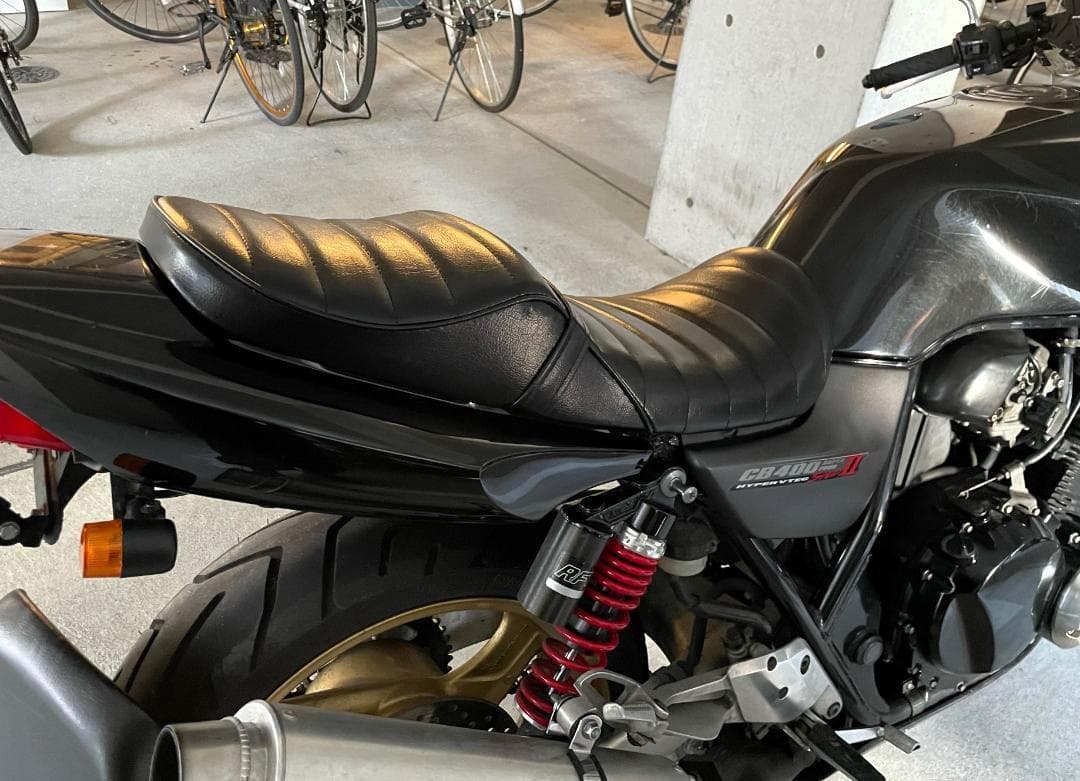 NC39　NC42　タックロールシート　黒皮/CB400SF取付参考画像有
