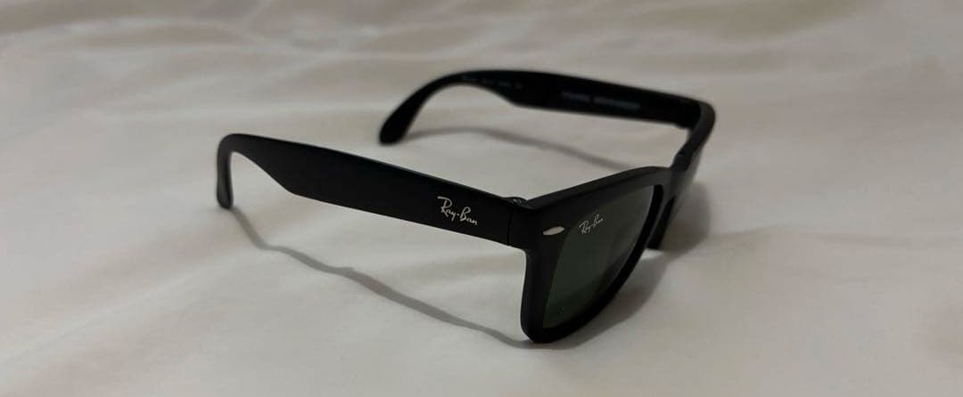 Ray-Ban Wayfarer ブラック 折りたたみサングラス