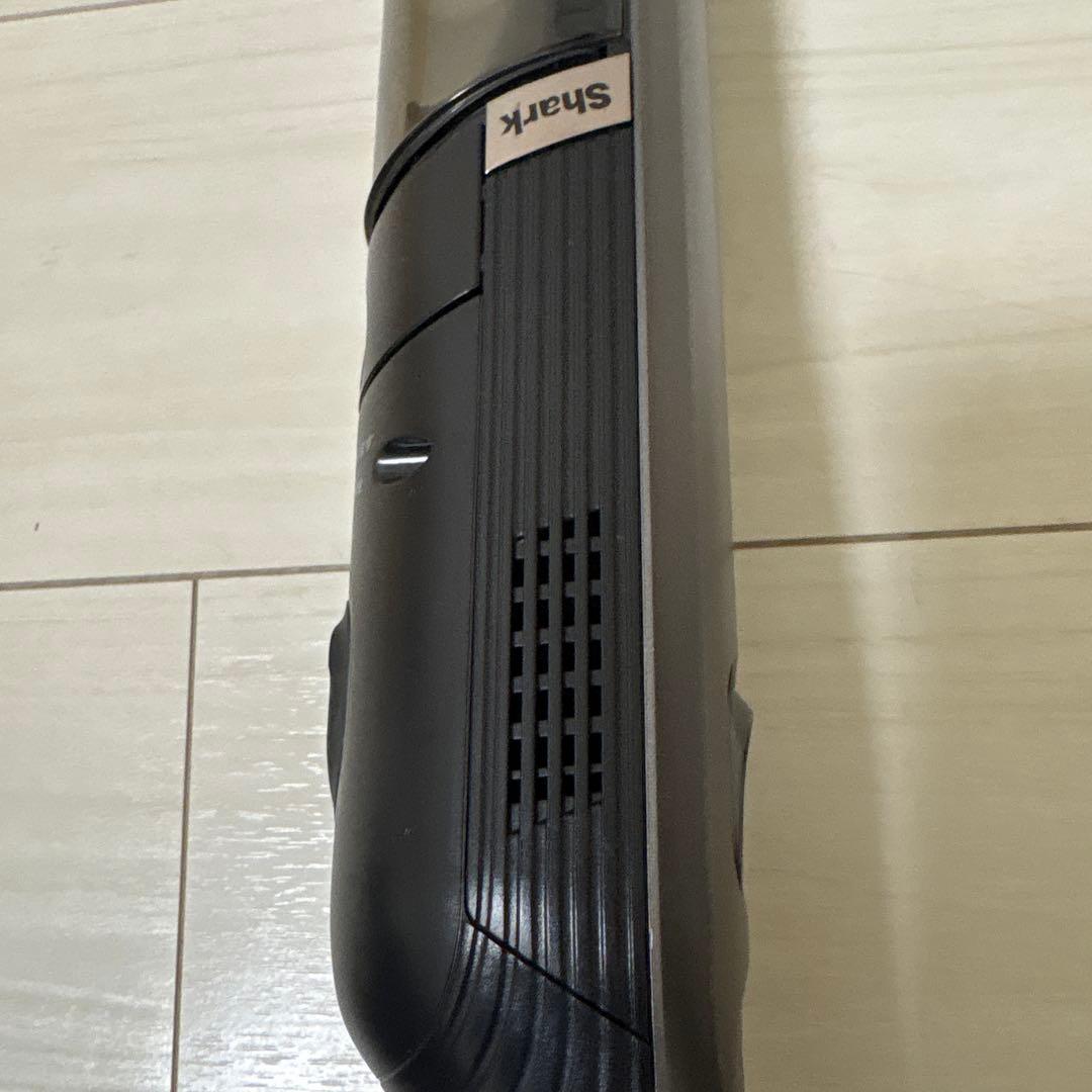 Shark シャーク　WX213 スティッククリーナー 本体 グレー　美品