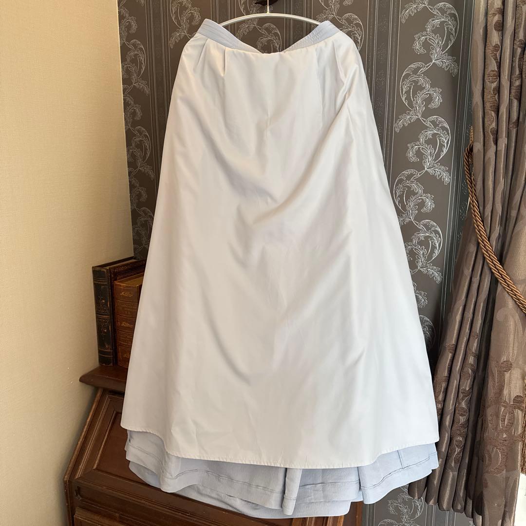 美品★emmi atelier★ボリュームティアードスカート ブルー