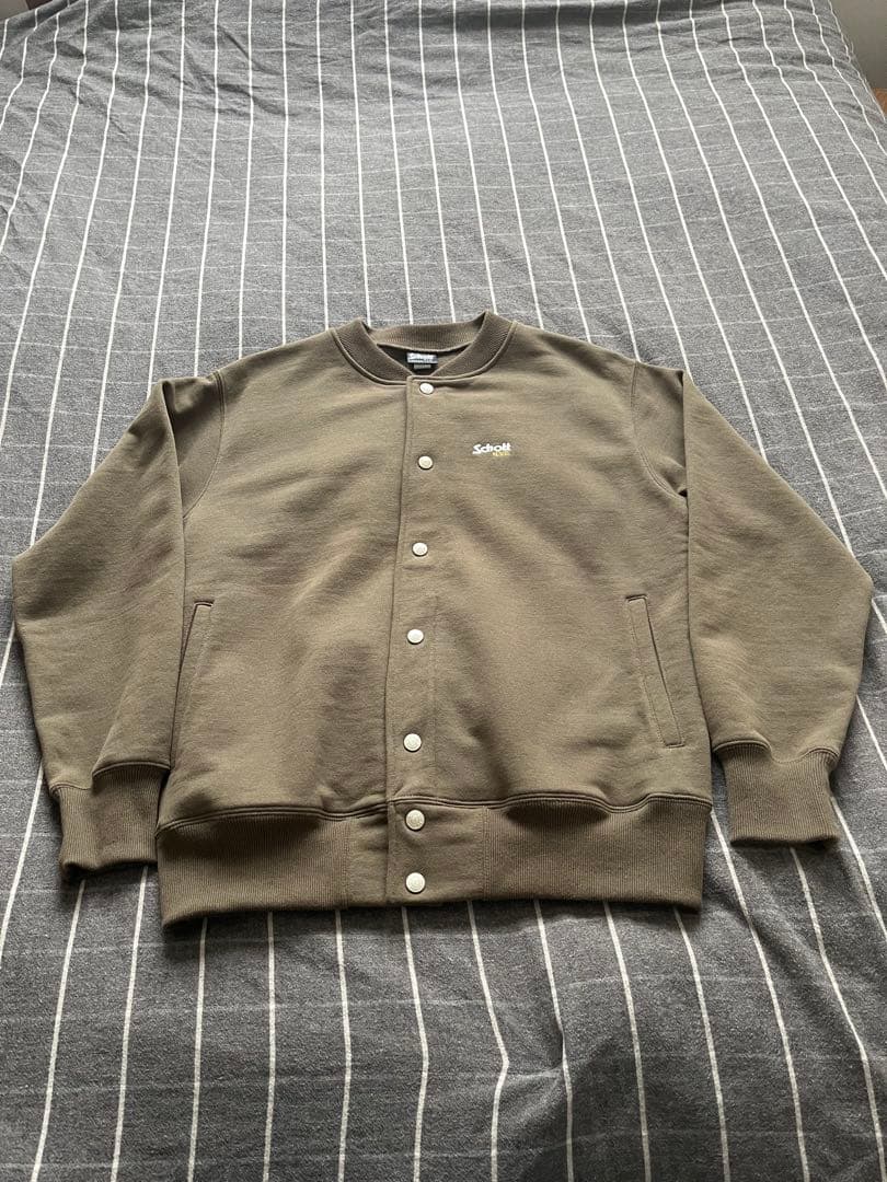Schott オリーブ ボタン付きスウェット