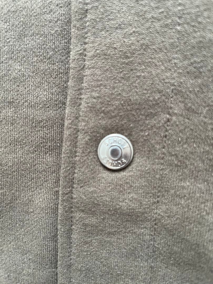 Schott オリーブ ボタン付きスウェット