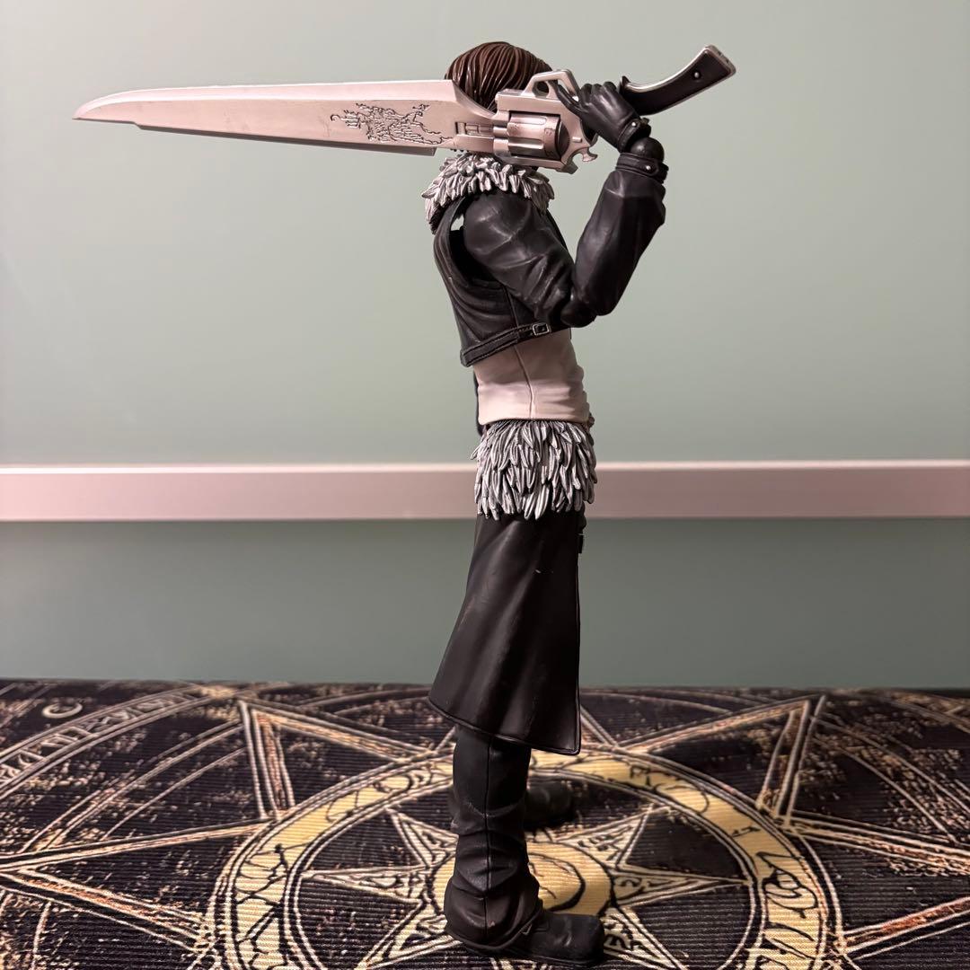 スコール・レオンハート フィギュア FF8