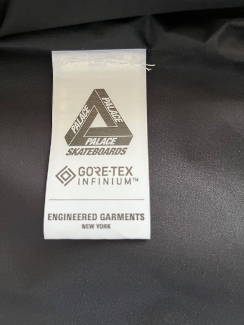 トップス PALACE Engineered Garments Gore-tex Vest
