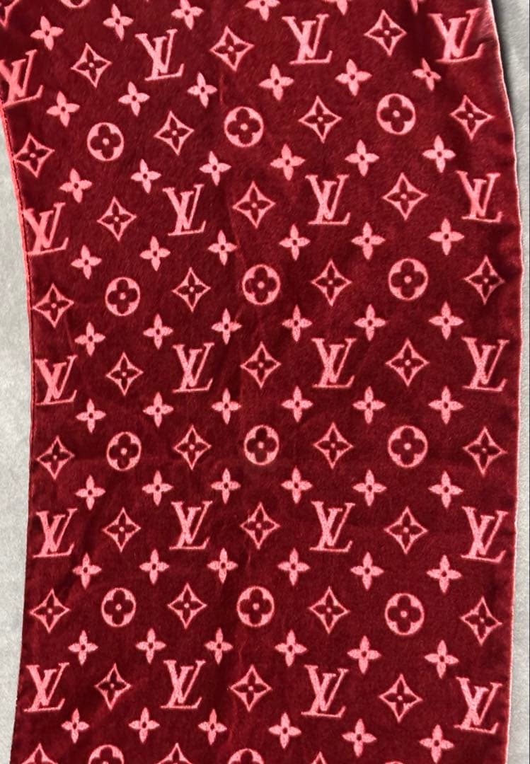 LOUIS VUITTON ベルベットマフラー