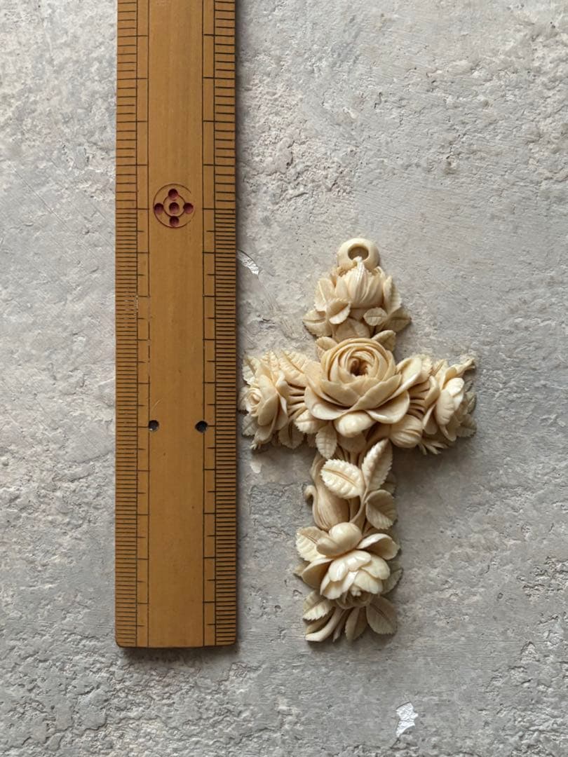 19世紀 フランスアンティーク アイボリー薔薇彫刻