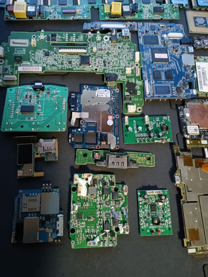 ニ*ん様 PCパーツ ジャンクパーツ CPU メモリー 基盤 金抽出