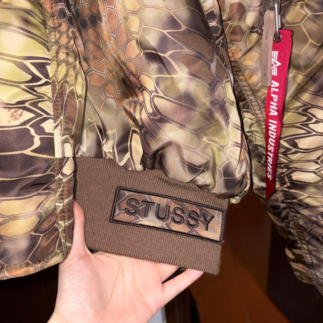 STUSSY 迷彩柄 MA-1ジャケット 23AW ×ALPHA