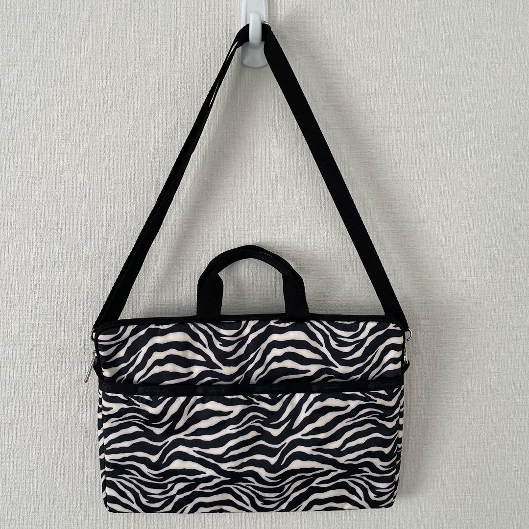 美品★Lesportsac レスポートサック PCケース ショルダーストラップ付
