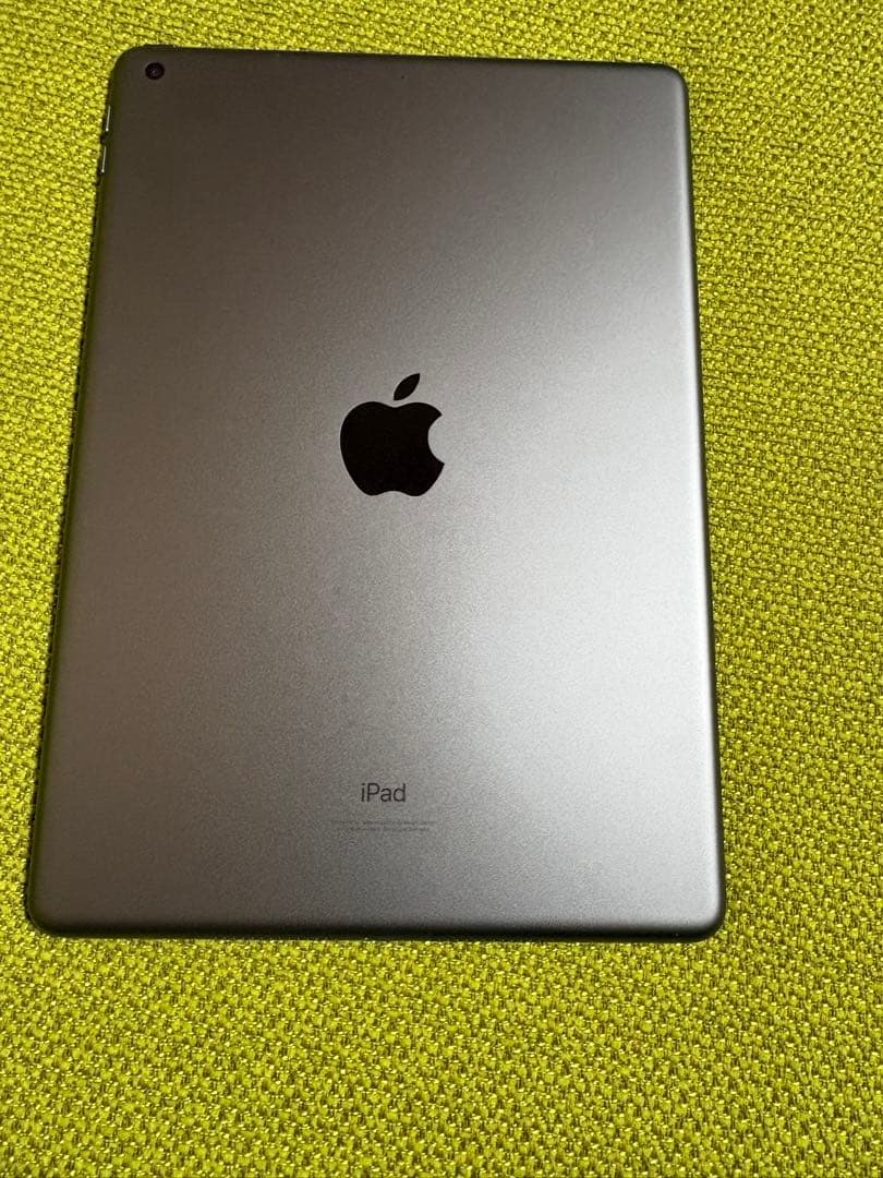 【美品】iPad 第9世代 64GB wi-fiモデル