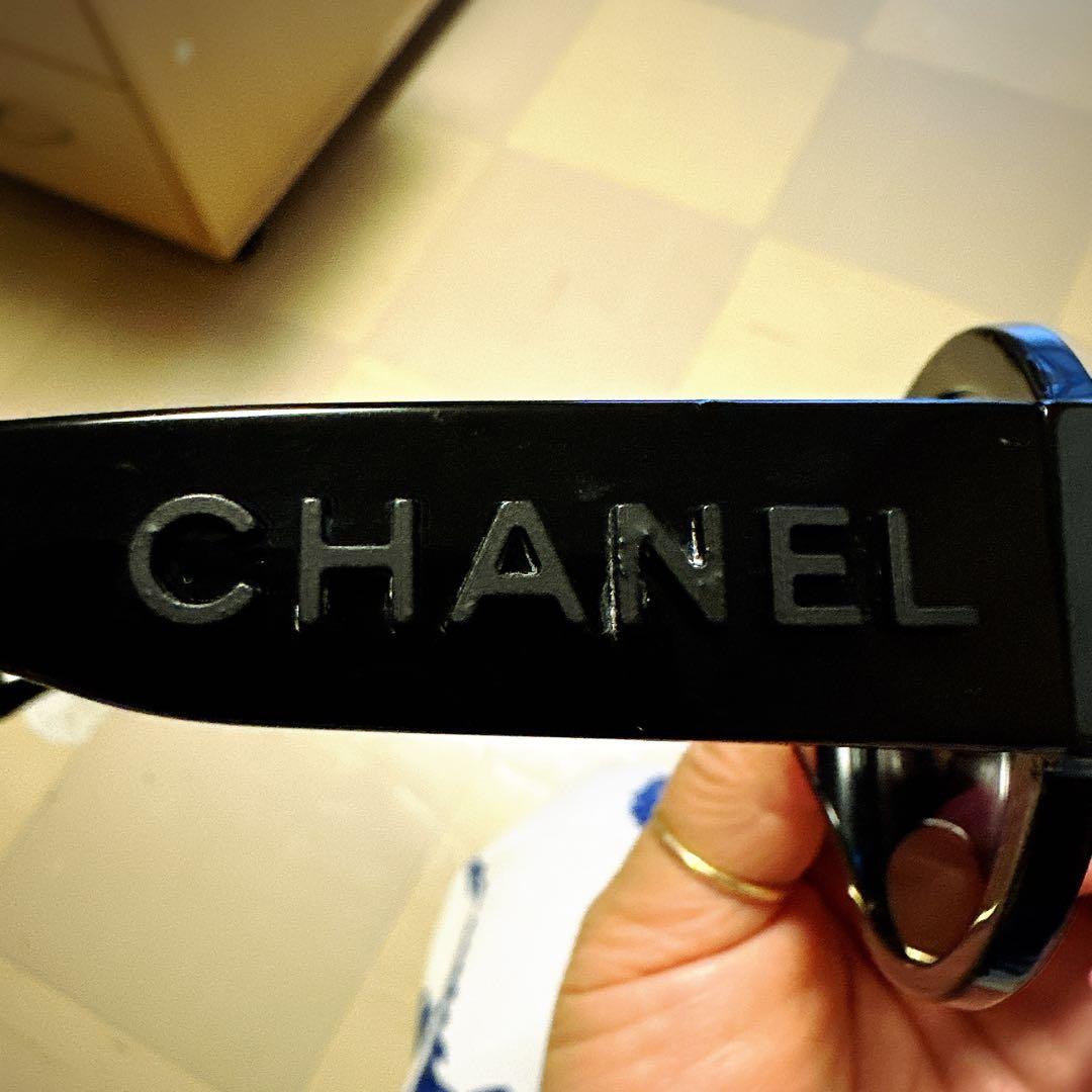 CHANEL ラウンドサングラス ブラック ケース付き