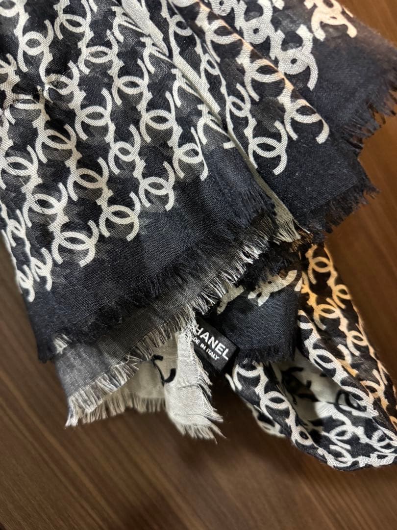 CHANEL ココマーク　カシミアシルク　ストール　白黒　美品