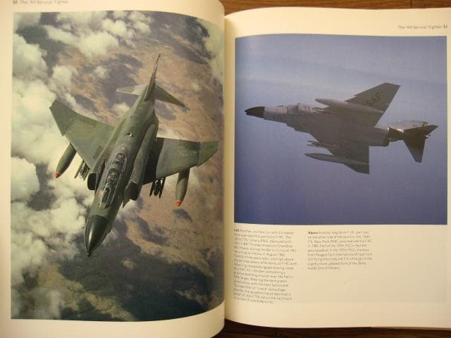 洋書 F-4 Phantom II / Tony Holmes