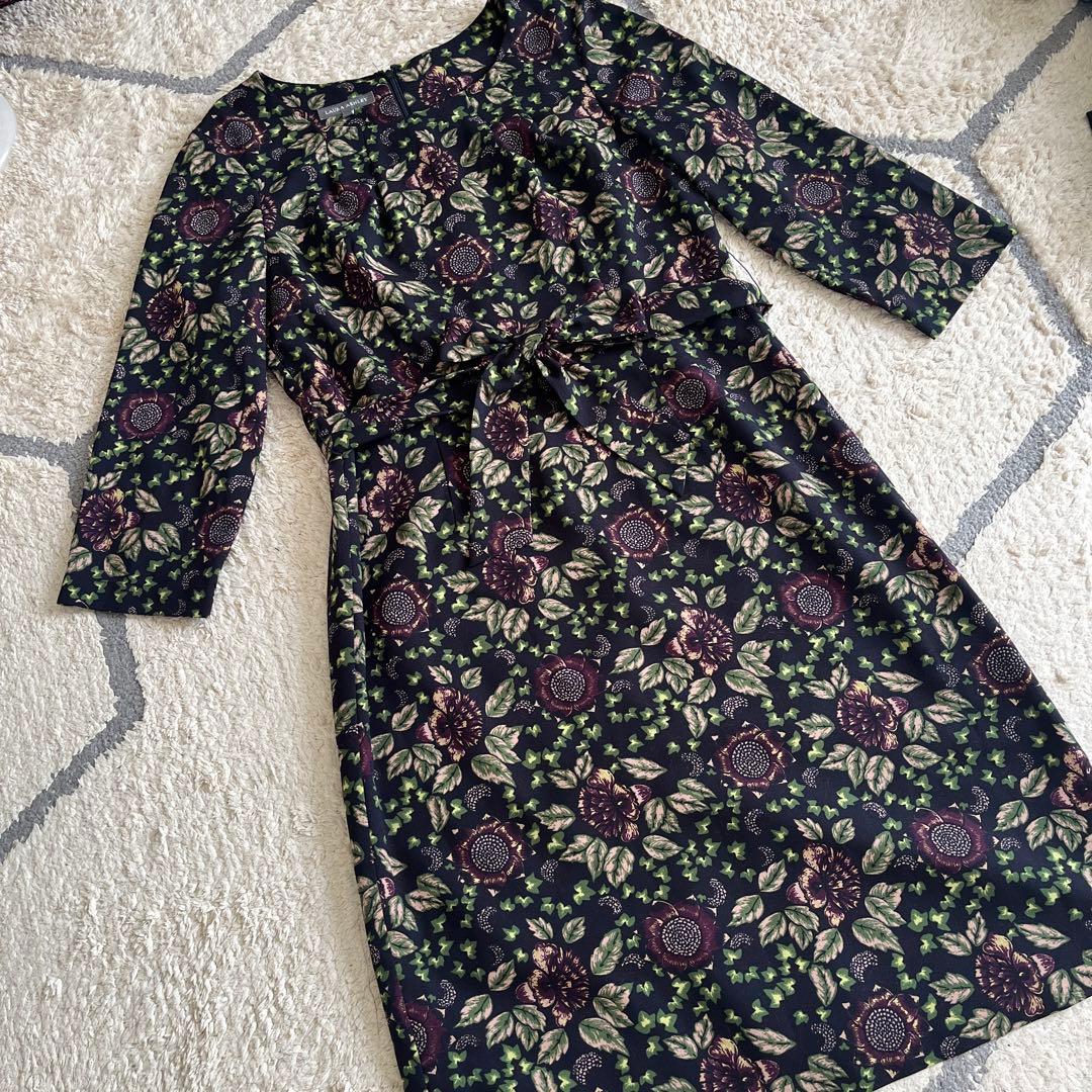 【美品】LAURA ASHLEY ローラアシュレイ　花柄ウエストリボンワンピース