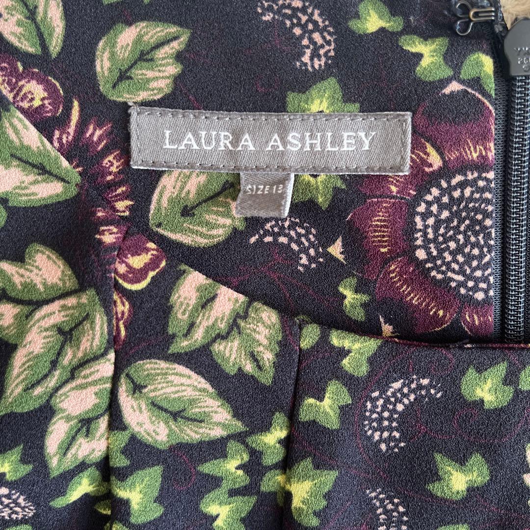 【美品】LAURA ASHLEY ローラアシュレイ　花柄ウエストリボンワンピース