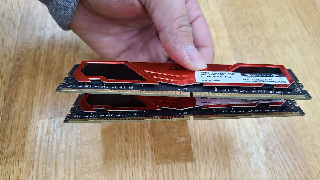 TEAMGROUP ELITE DDR4 16GB(8GB×2) 2666MHz