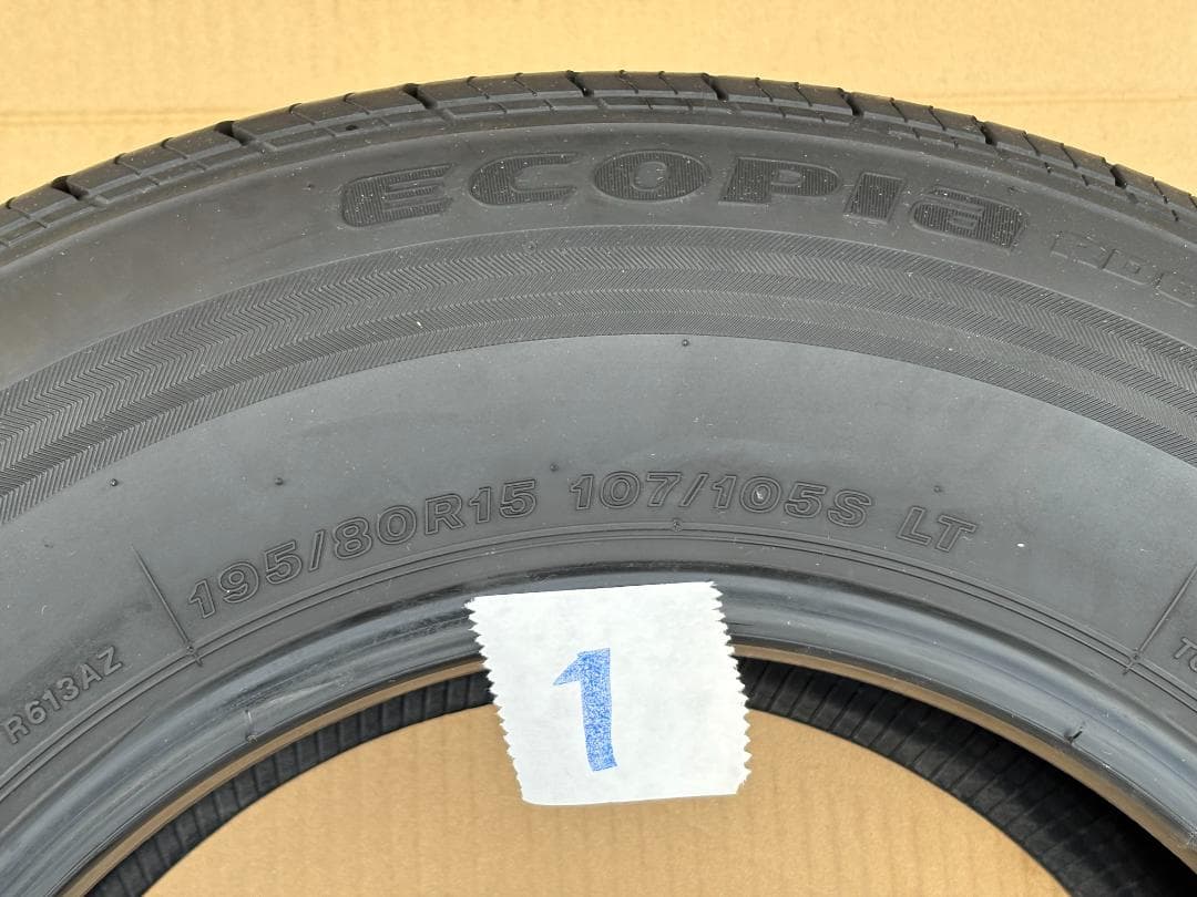 ハイエース純正タイヤ　BSエコピア195/80R15 LT （Ａ-2本セット）