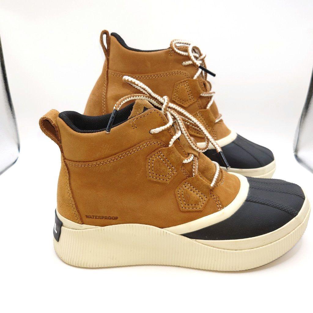 美品 SOREL アウトアンドアバウト 4 クラシック ウォータープルーフ 24