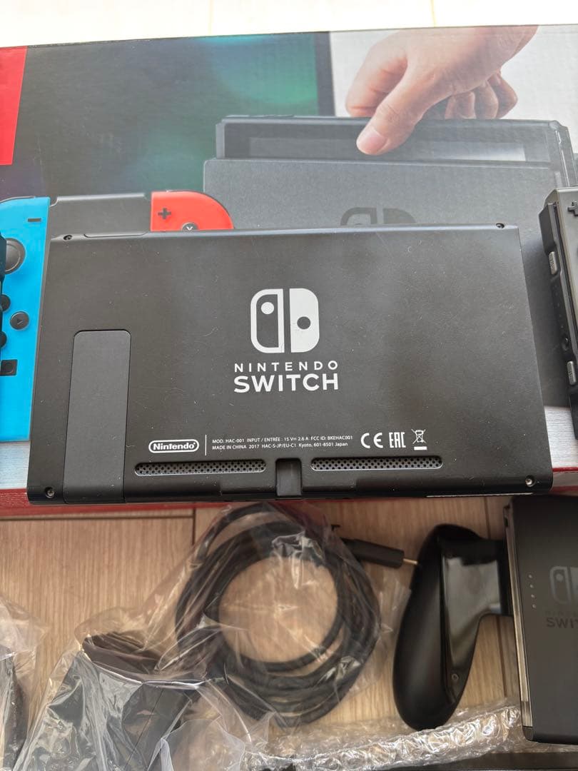 Nintendo Switch 本体　動作確認済み　SDカード付属